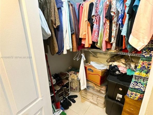 2860 Somerset Dr 400K, Lauderdale Lakes FL 33311