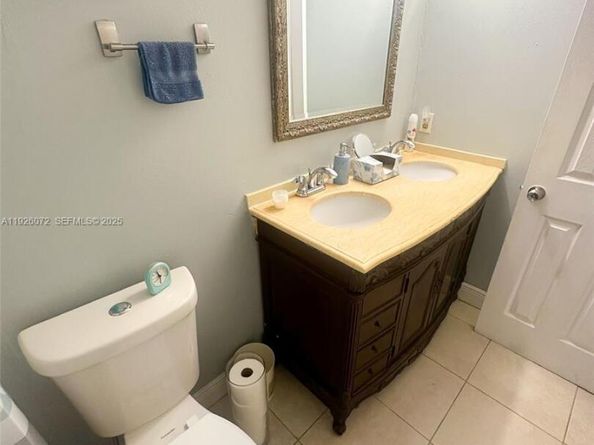 2860 Somerset Dr 400K, Lauderdale Lakes FL 33311