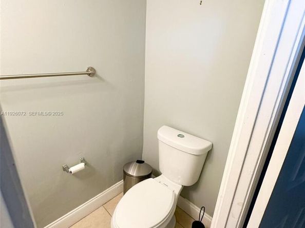 2860 Somerset Dr 400K, Lauderdale Lakes FL 33311