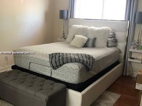 1063 Coral Club Dr 1063, Coral Springs FL 33071