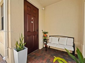 9088 SW 35th St, Miramar FL 33025