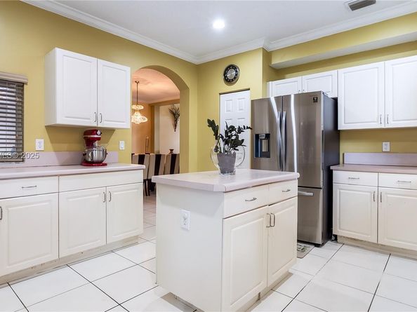 16365 NW 15th St, Pembroke Pines FL 33028