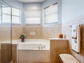 16365 NW 15th St, Pembroke Pines FL 33028