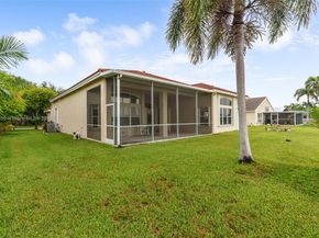 2373 NW 195th Ave, Pembroke Pines FL 33029