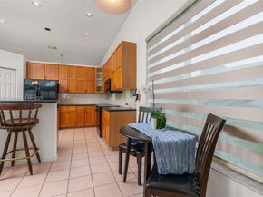 2373 NW 195th Ave, Pembroke Pines FL 33029