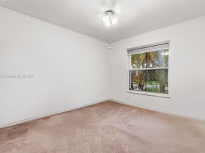 2373 NW 195th Ave, Pembroke Pines FL 33029