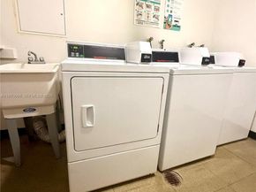 2150 Sans Souci Blvd B811, North Miami FL 33181