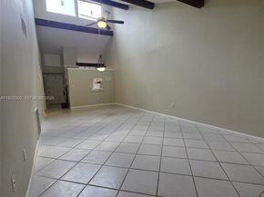 1752 NW 74th Ave 18, Plantation FL 33313