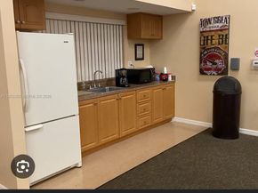 1752 NW 74th Ave 18, Plantation FL 33313