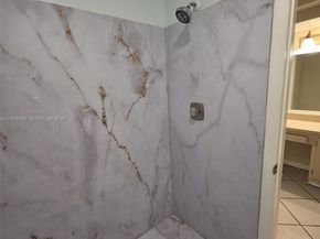 1752 NW 74th Ave 18, Plantation FL 33313