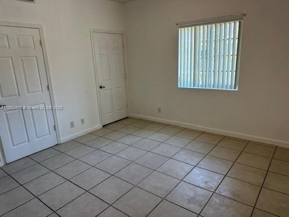 4812 Washington St 8, Hollywood FL 33021