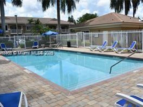 4812 Washington St 8, Hollywood FL 33021