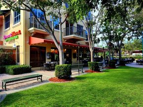 1 Balfour Rd E, Palm Beach Gardens FL 33418