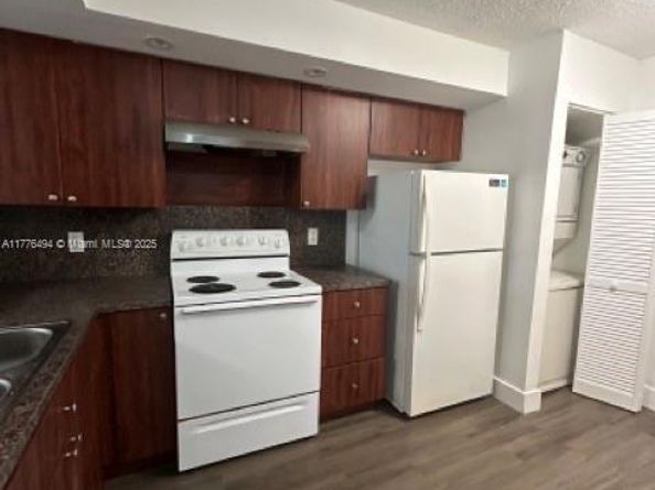 Undisclosed Address #A11776494, Lauderhill FL 33313