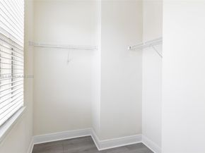 Undisclosed Address #A11871530, Hollywood FL 33021