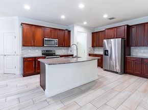 Undisclosed Address #A11871530, Hollywood FL 33021
