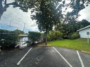 7801 NE 4th Ct 101, Miami FL 33138