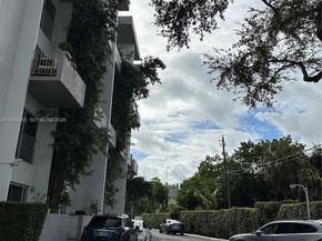 7801 NE 4th Ct 101, Miami FL 33138