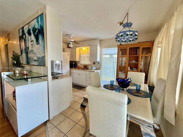 1920 SW 84th Ave, Davie FL 33324