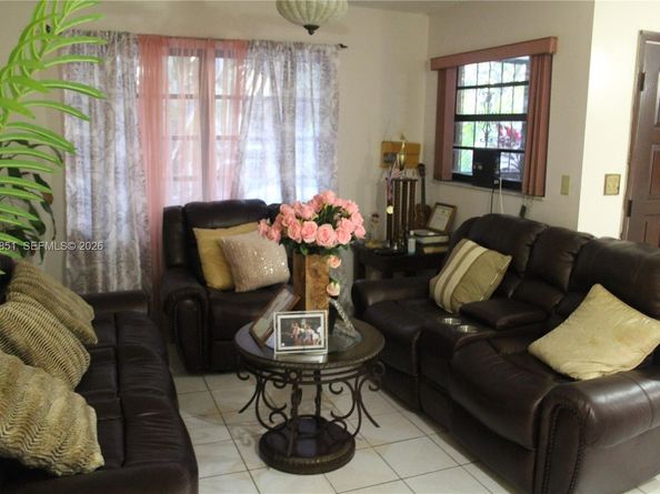 14334 NE 2nd Pl, Miami FL 33161