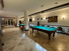 5099 NW 7 St 205, Miami FL 33126