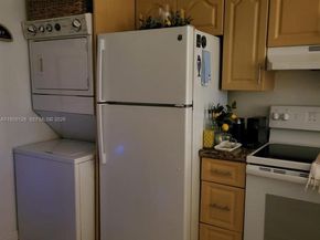 5099 NW 7 St 205, Miami FL 33126