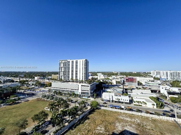 3470 E Coast Ave H1404, Miami FL 33137