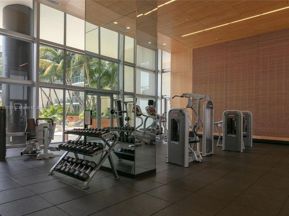 3470 E Coast Ave H1404, Miami FL 33137