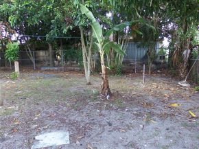 5960 NW 16th Ct, Sunrise FL 33313