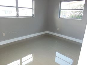 5960 NW 16th Ct, Sunrise FL 33313