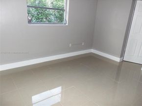 5960 NW 16th Ct, Sunrise FL 33313