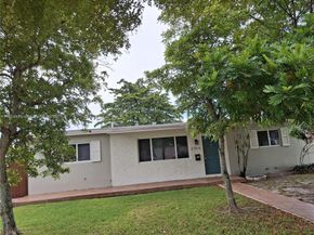 2915 SW 92nd Pl, Miami FL 33165