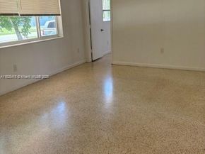 2915 SW 92nd Pl, Miami FL 33165