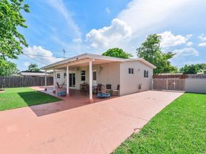 2915 SW 92nd Pl, Miami FL 33165