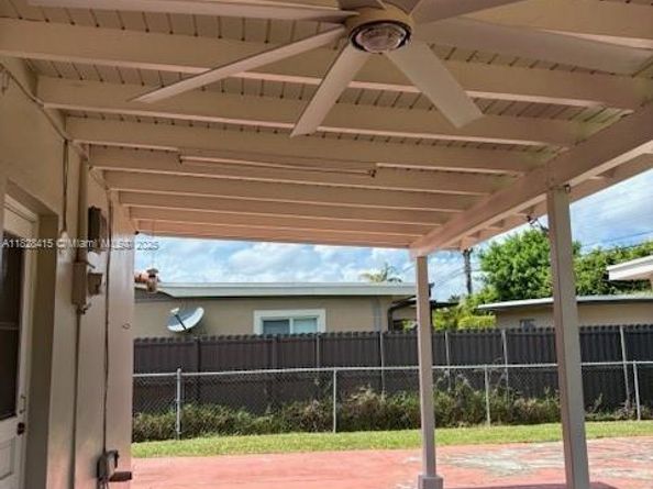 2915 SW 92nd Pl, Miami FL 33165