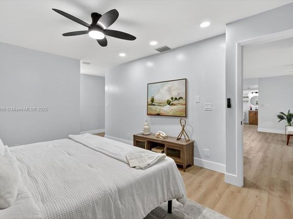 2652 N Carambola Cir 1738, Coconut Creek FL 33066