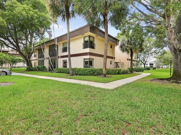 2652 N Carambola Cir 1738, Coconut Creek FL 33066