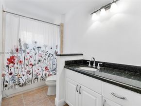 5667 N Cameo Dr N, Boca Raton FL 33433