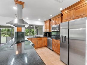 5667 N Cameo Dr N, Boca Raton FL 33433
