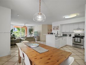 19555 E Country Club Dr 8502, Aventura FL 33180