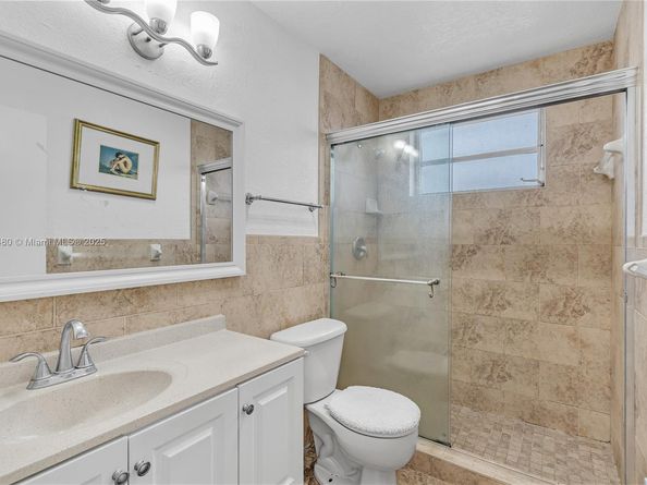 16801 NE 13th Ave 101, Miami FL 33162