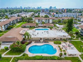 16801 NE 13th Ave 101, Miami FL 33162