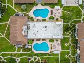 16801 NE 13th Ave 101, Miami FL 33162