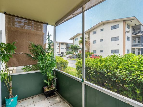 16801 NE 13th Ave 101, Miami FL 33162