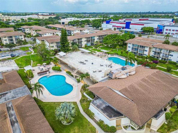 16801 NE 13th Ave 101, Miami FL 33162