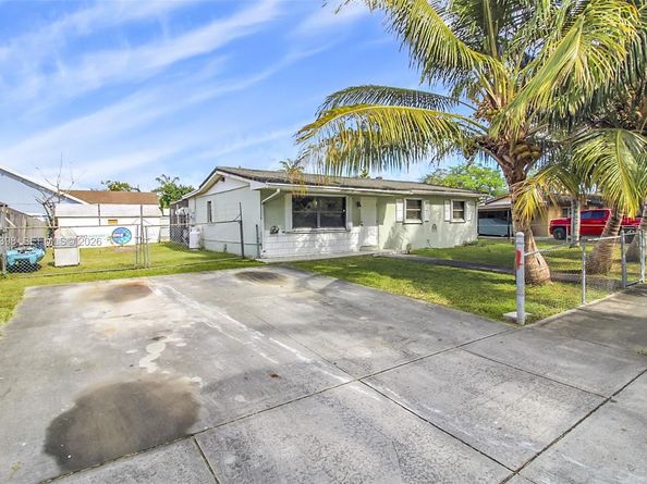 16025 SW 298th Ter, Homestead FL 33033