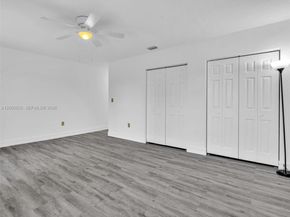 19174 Bobolink Dr, Hialeah FL 33015