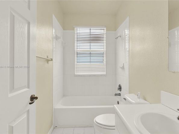 27283 SW 138th Path, Homestead FL 33032
