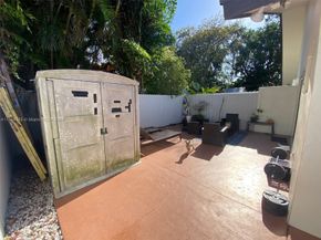 1632 SW 19th Ter, Miami FL 33145