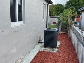 231 SW 51st Pl, Miami FL 33134